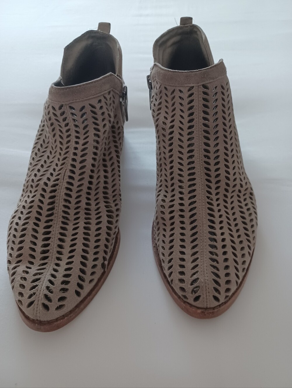 Vince Camuto Ankle Boots 7M